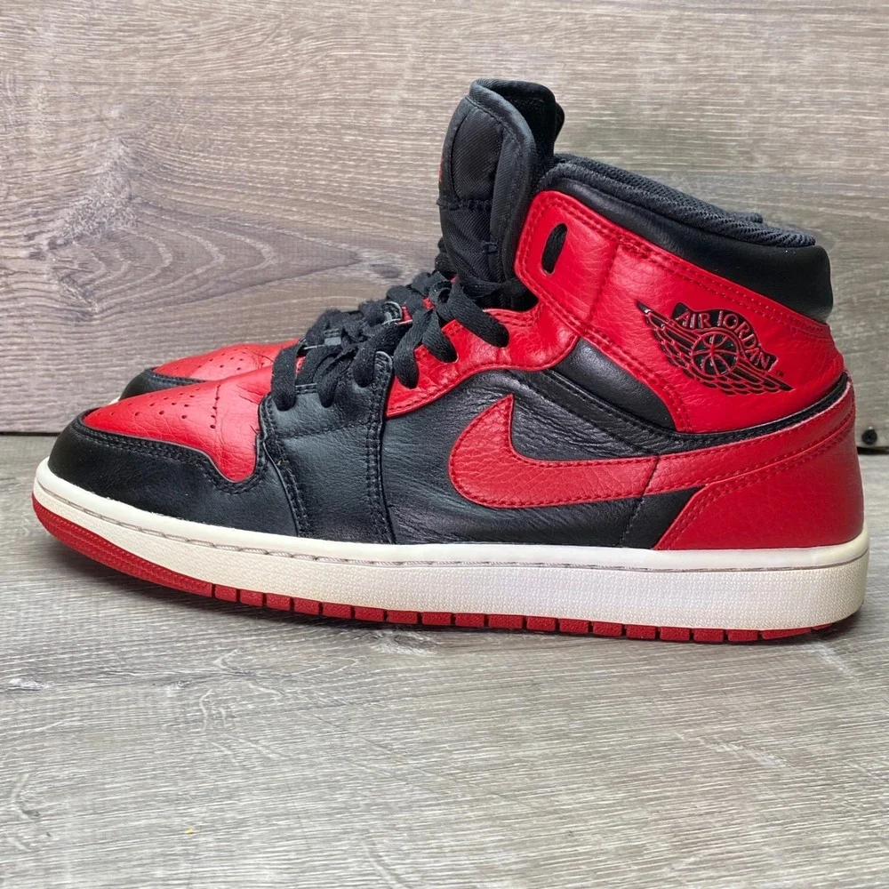 Jordan Shoes Air Jordan 1 Mid Banned 2020 Mens 9 Black Red Leather‎ 554724-074